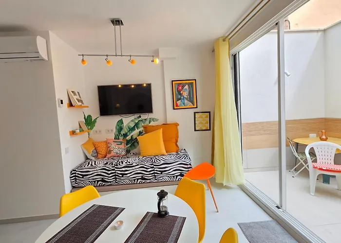 Apartment Picasso Huelin 250m From